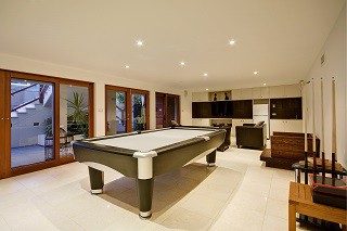 Pool table movers in Wichita, Kansas